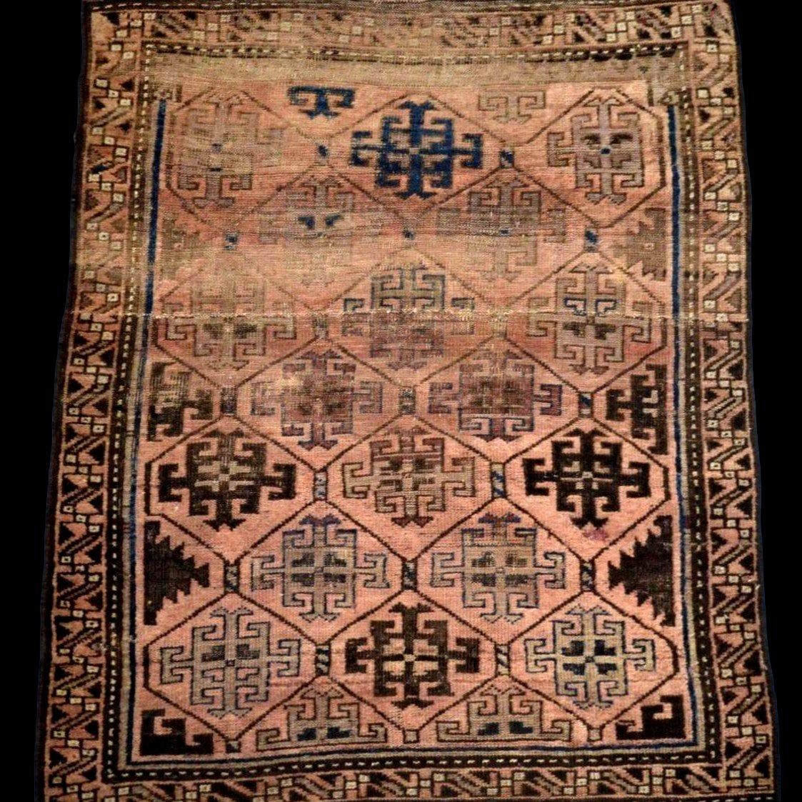 Ethnic Rug, Central Asia, 100 X 124 Cm, Hand-knotted Wool Circa 1900 In Good Condition