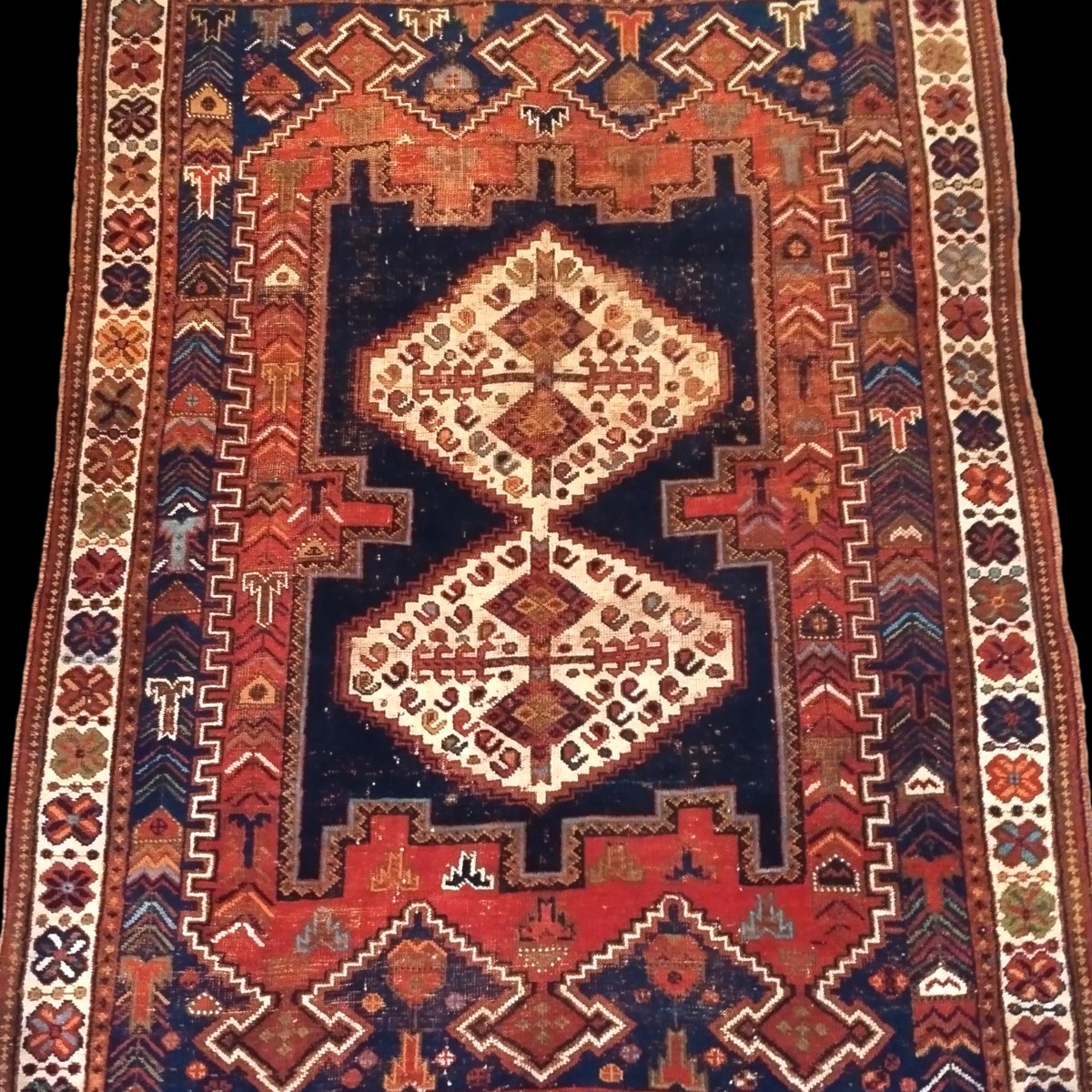 Antique Gashgaïs Rug, 134 X 177 Cm, Wool On Wool, Hand-knotted Circa 1900-1920 In Iran