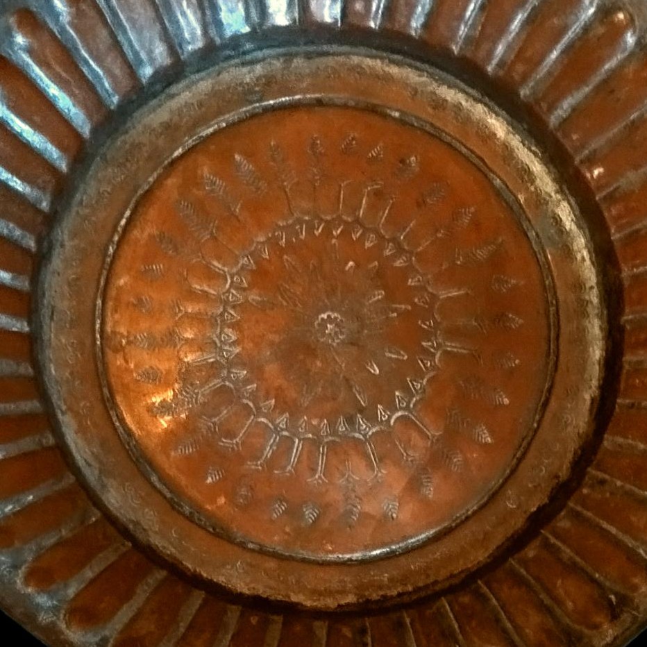 Paire de plateaux à godrons, cuivre étamé, Anatolie, Turquie vers 1900 - 1920, très bon état-photo-1