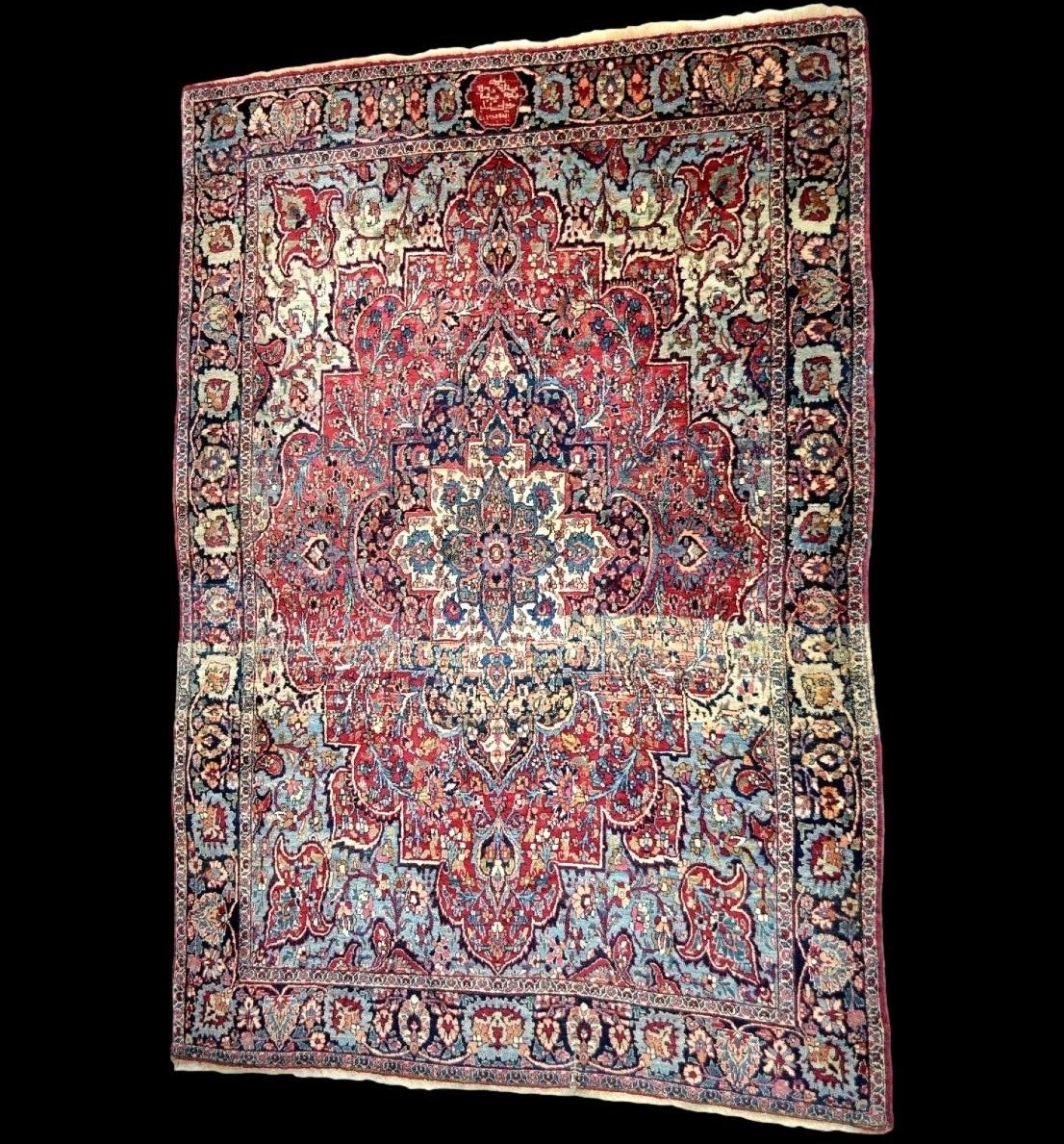 Tapis Ghoum daté de 1923, 137 x 199 cm, laine & soie nouées main, signé,  Iran-photo-1