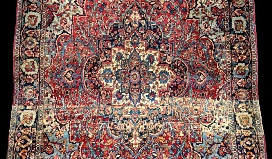 Tapis Ghoum daté de 1923, 137 x 199 cm, laine & soie nouées main, signé,  Iran-photo-4