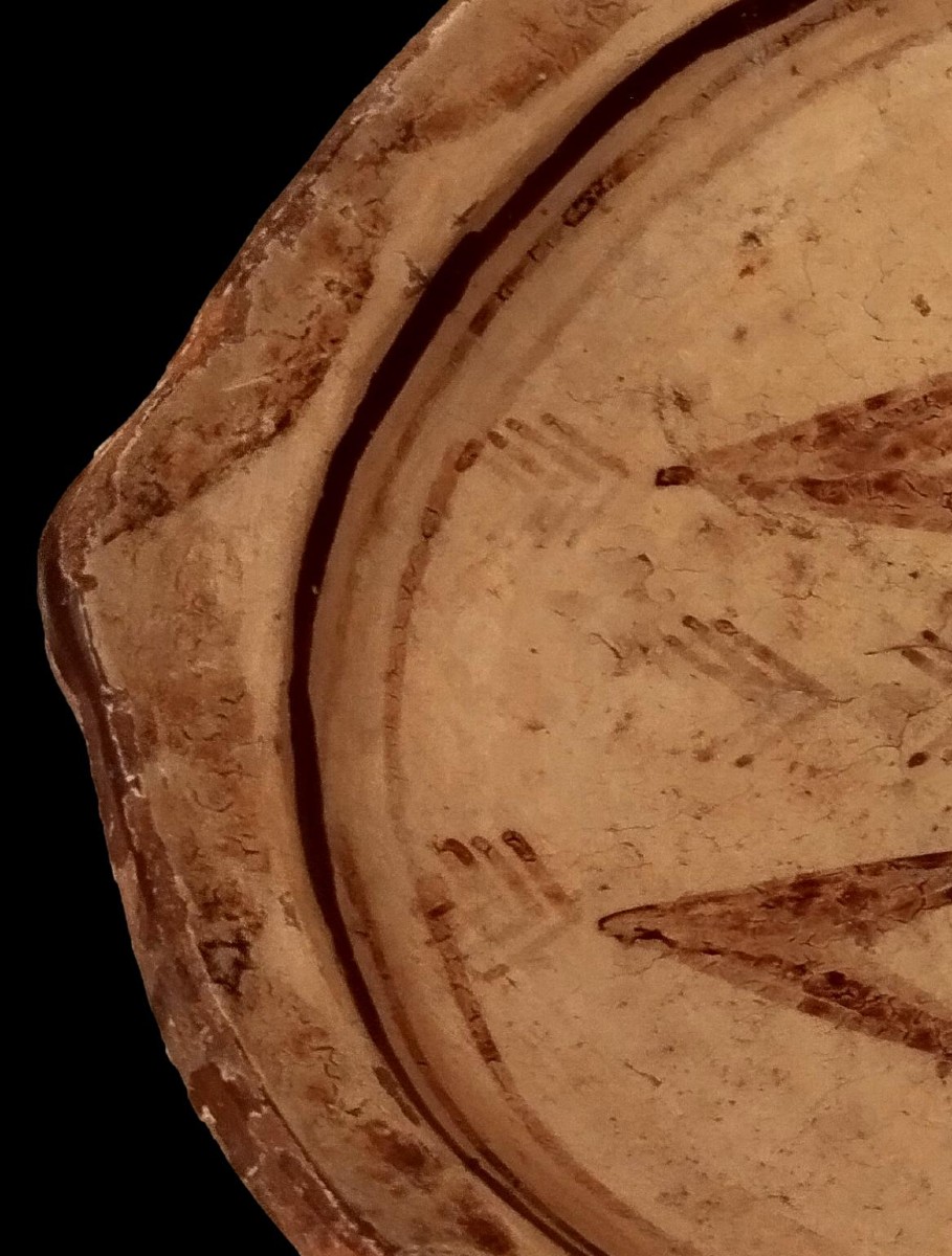 Round Hollow Dish, Berber, Primitive Fish Decoration, Terracotta, Kabylie, Late 19th Century, Early 20th Century-photo-4