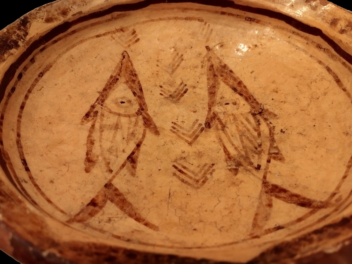 Round Hollow Dish, Berber, Primitive Fish Decoration, Terracotta, Kabylie, Late 19th Century, Early 20th Century-photo-1