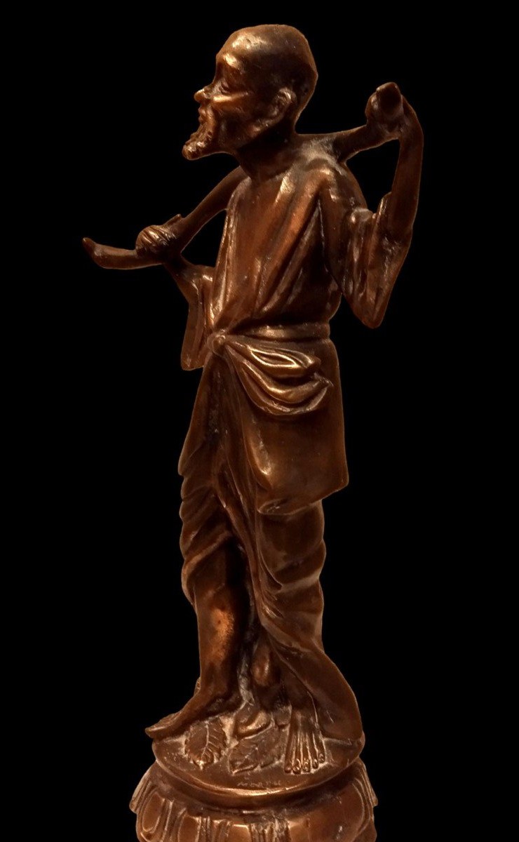 Importante statue Chine ou Vietnam, ancienne, bronze, porteur d'eau, 1900 - 1920.-photo-3