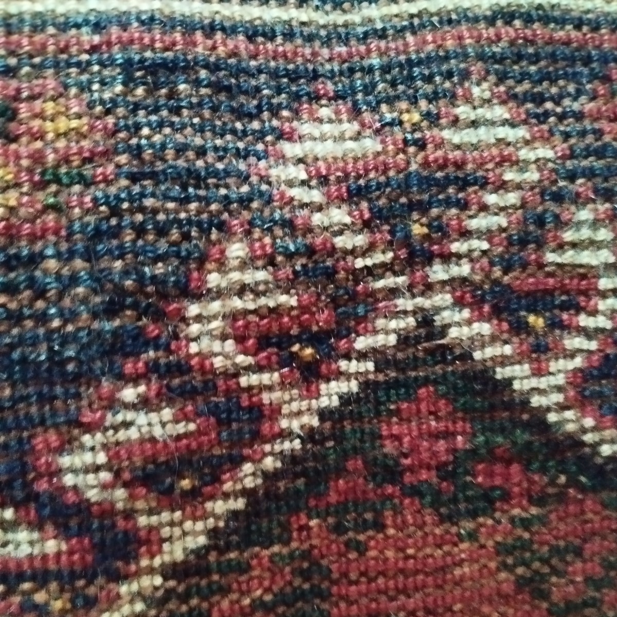 Gashgaïs Rug, 47 X 54 Cm, Wool On Wool, Hand-knotted Before 1950 In Iran-photo-2