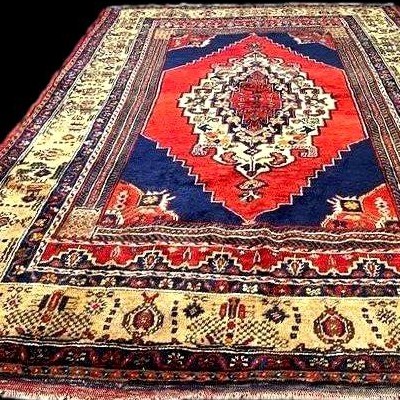 Kutaya Rug, 150 X 225 Cm, Hand-knotted Wool On Wool, Anatolia, Türkiye, Circa 1970-photo-1