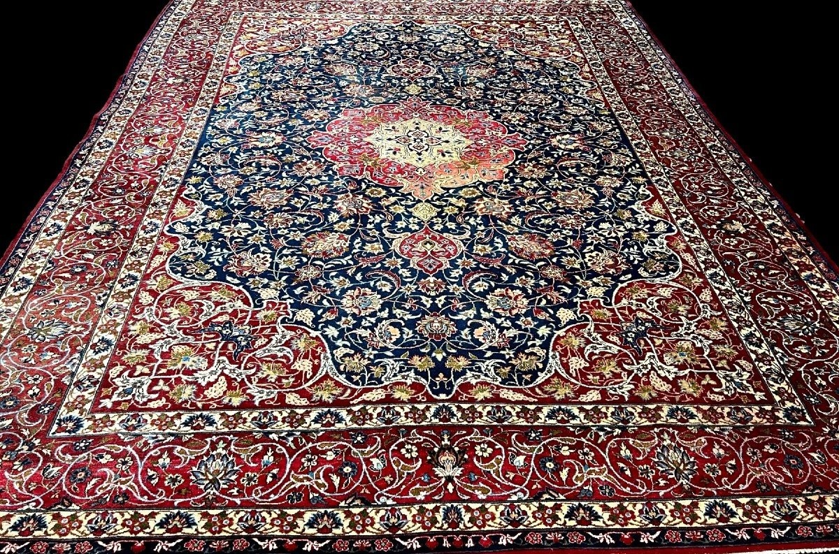 Isfahan Rug, 298 Cm X 384 Cm, Hand-knotted Kork Wool, Iran, Persia, Circa 1950-photo-1