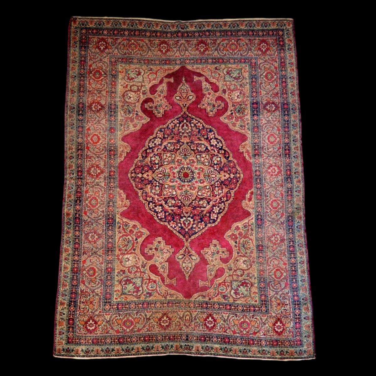 Tapis Tabriz ancien, 143 x 212 cm, laine nouée main, Iran, fin XIXème, état collection, persan