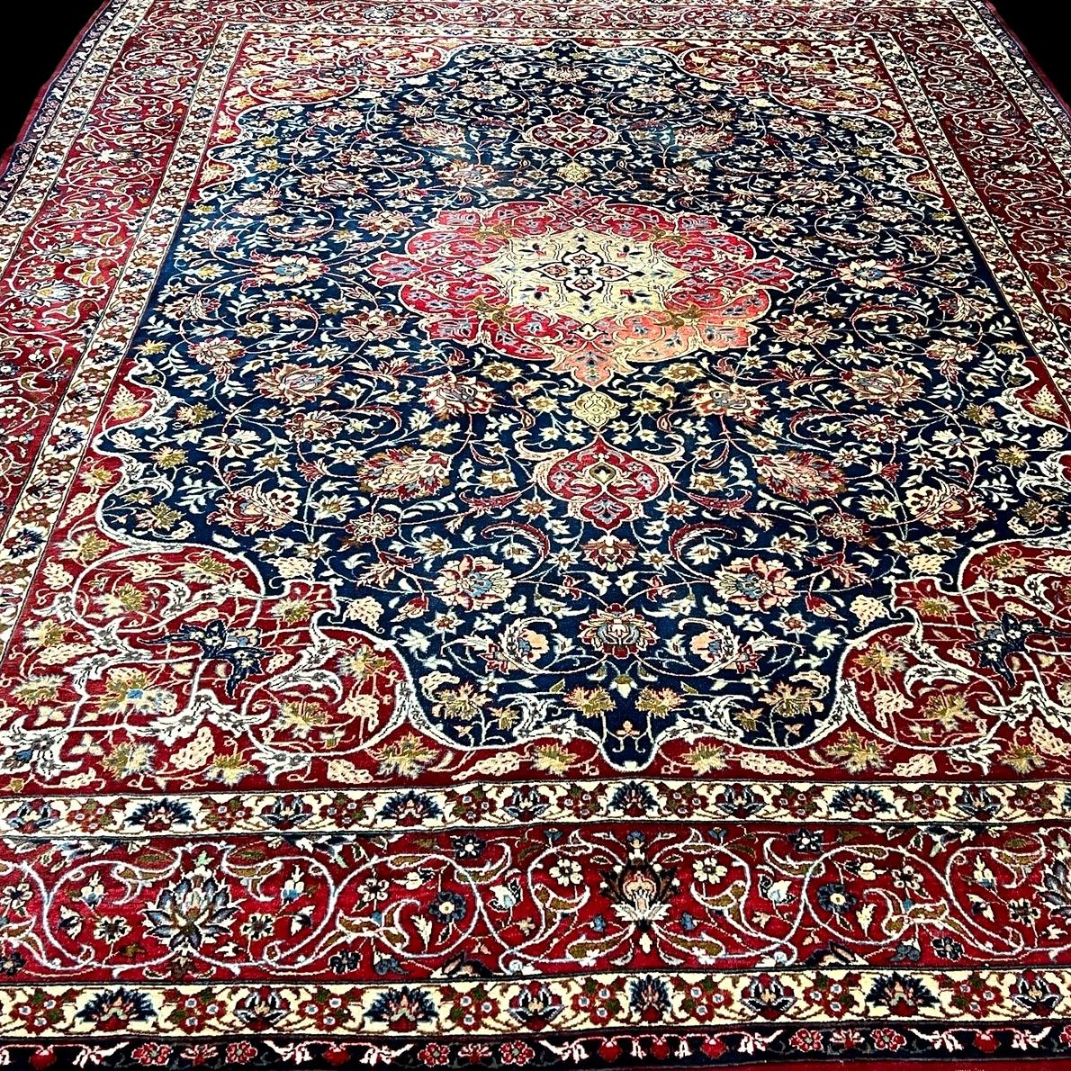  Vase calice Ht 63 cm, laiton ciselé, Art Islamique du XVIIIème / XIXème siècle, très bon état-photo-6