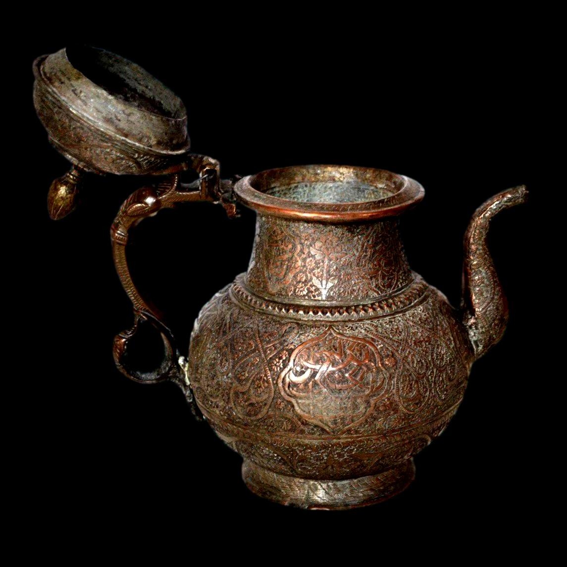 Aftabé, aiguière en bronze étamé très ouvragé, Asie centrale du XIXème siècle, très bon état-photo-7
