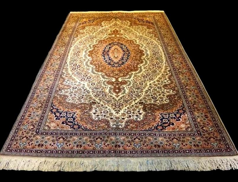 Tapis Kayseri floral, 202 x 303 cm, laine nouée main en Turquie, 1970-1980, en parfait état-photo-3