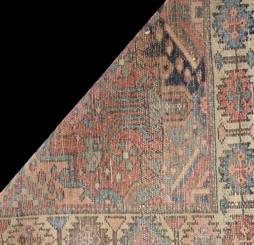 Tapis, famille des Bakhtiar, 136 x 200, laine nouée main en Iran, milieu du XXème siècle-photo-6