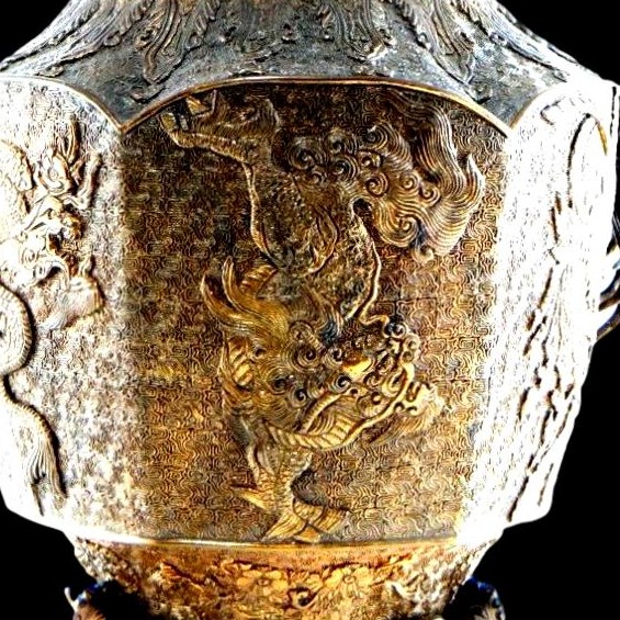 Qing Dynasty Gilt Bronze Incense Burner, 19th Century China, Very Good Collector's Condition-photo-4