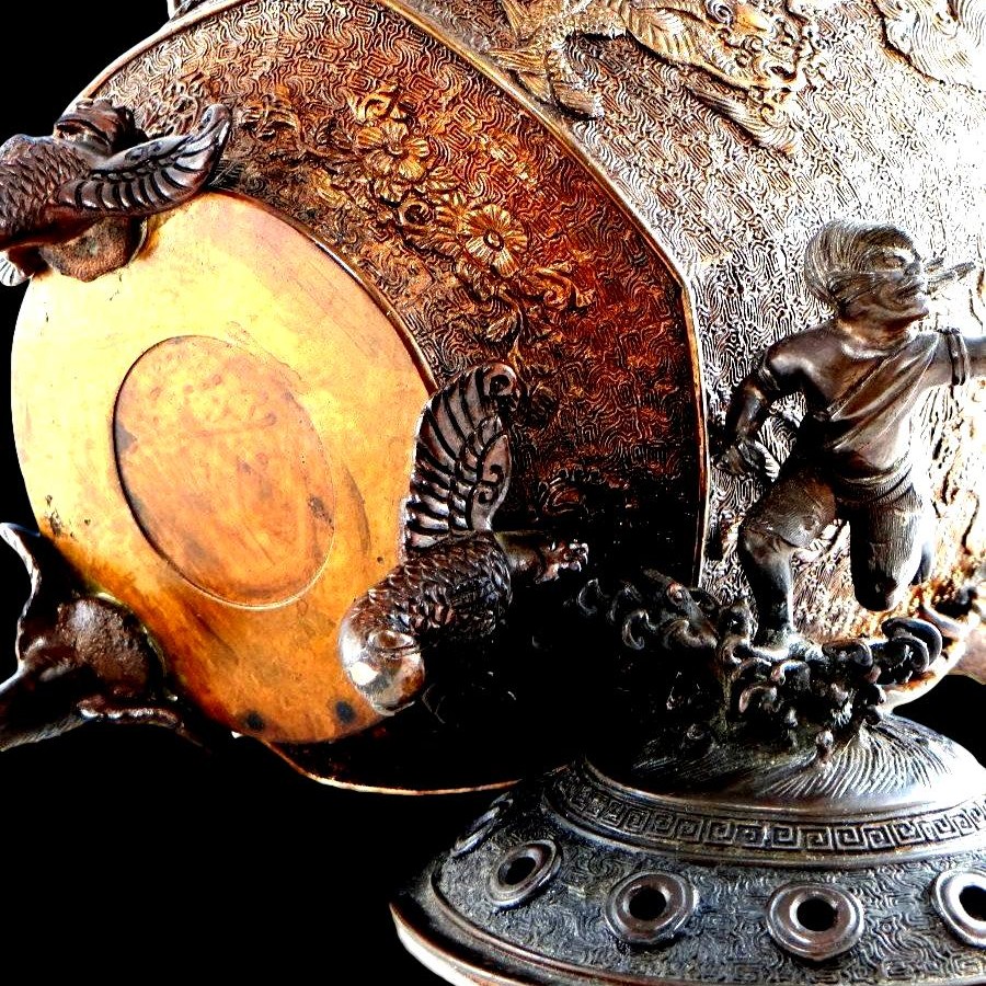 Qing Dynasty Gilt Bronze Incense Burner, 19th Century China, Very Good Collector's Condition-photo-2