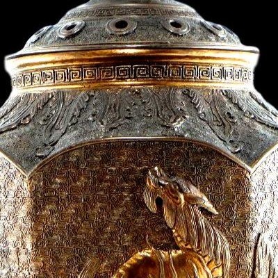 Qing Dynasty Gilt Bronze Incense Burner, 19th Century China, Very Good Collector's Condition-photo-7