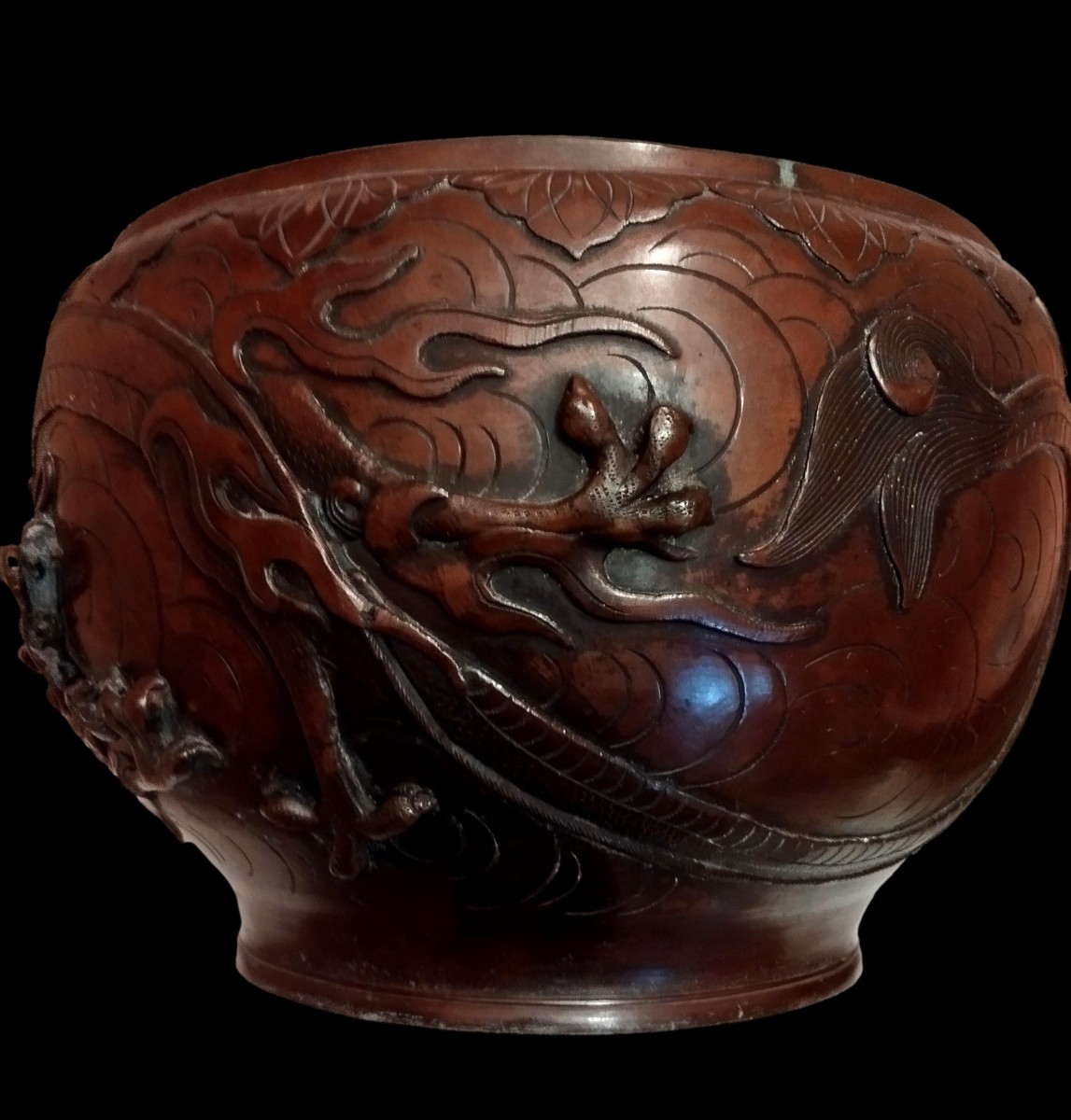 Bassin en bronze décoré en haut-relief, Japon, ère Meiji .1880 - 1900, très bon état collection-photo-1