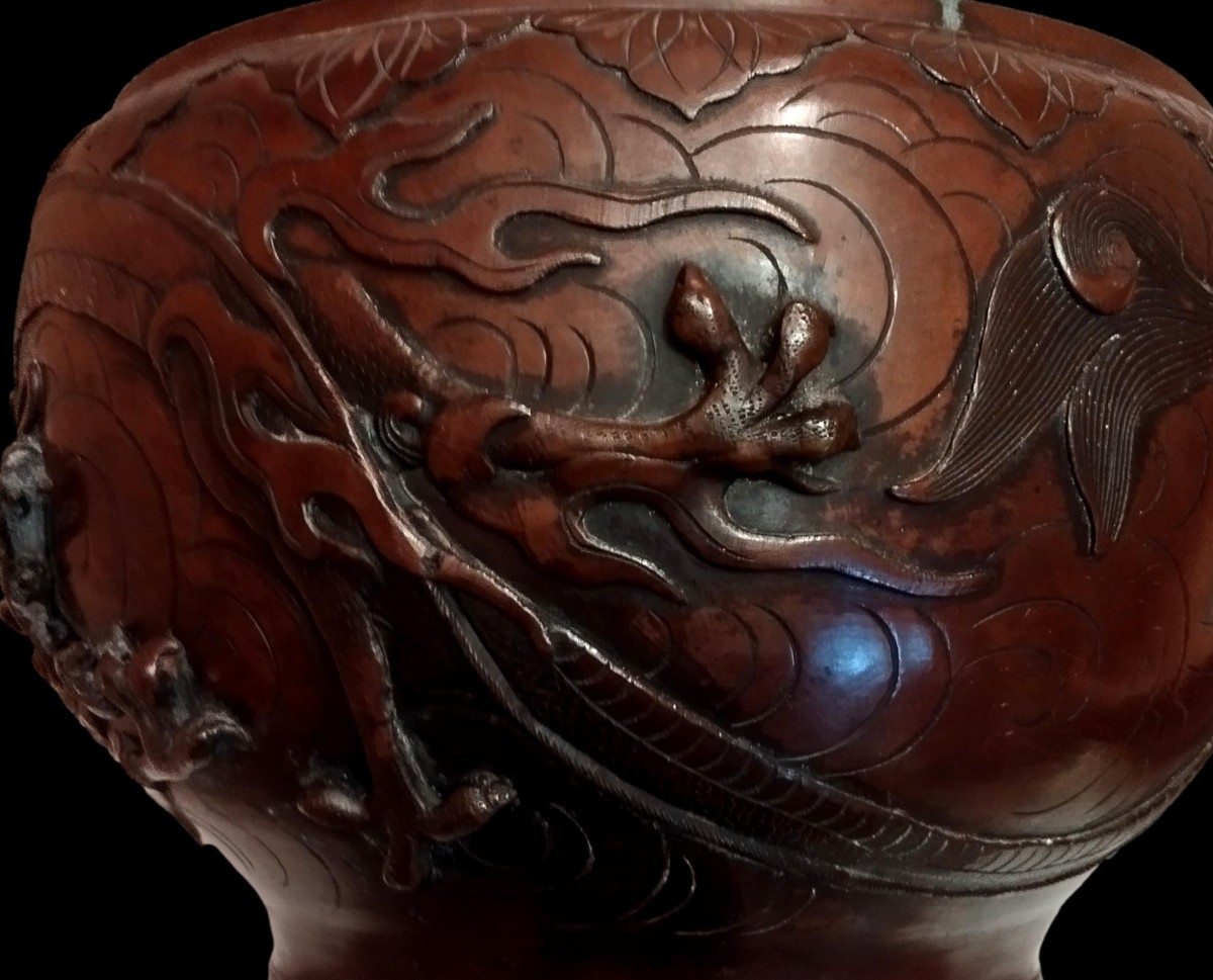 Bassin en bronze décoré en haut-relief, Japon, ère Meiji .1880 - 1900, très bon état collection-photo-2