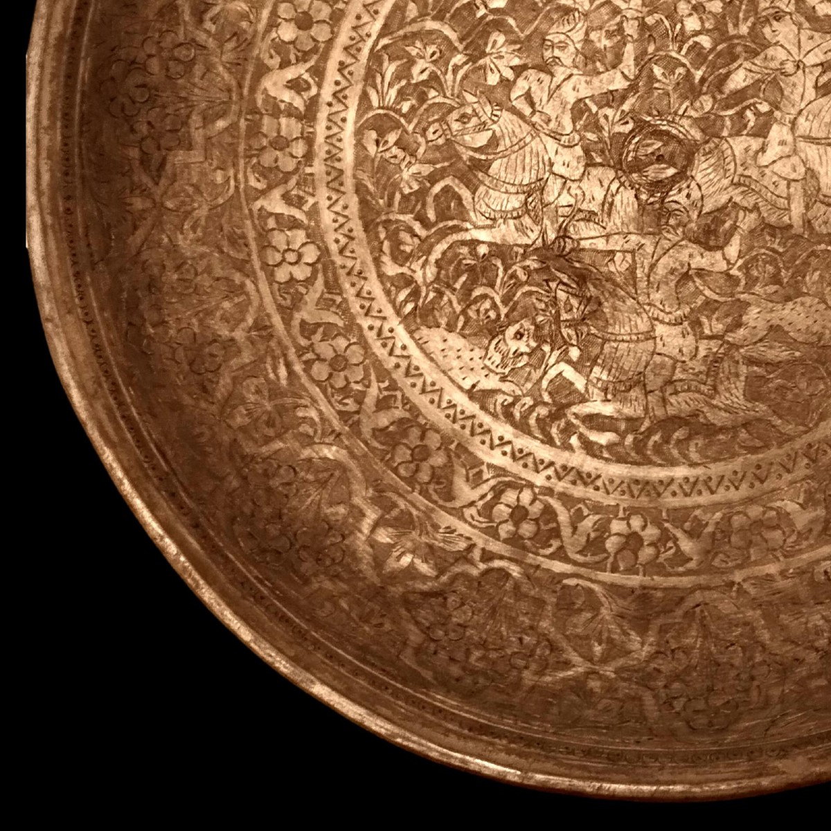Tinned Copper Dish, Engraved "the Hunt", Iran Circa 1920-1930, Very Good Collector's Condition-photo-1