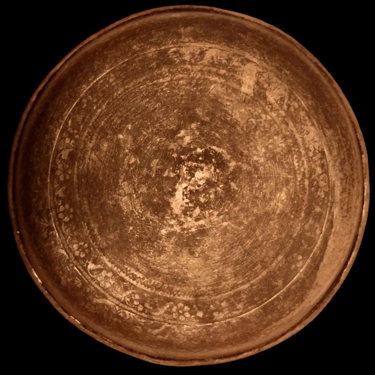 Tinned Copper Dish, Engraved "the Hunt", Iran Circa 1920-1930, Very Good Collector's Condition-photo-3