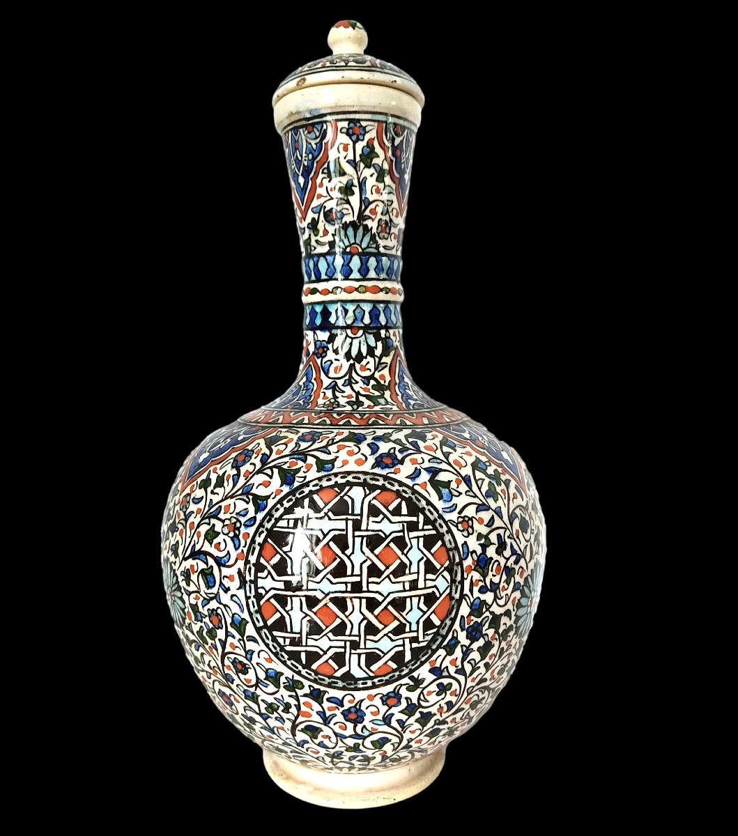 Minâkâri, Plat et coupe sur piedouche en émail peint à la main, Ispahan, Iran - 1900 - 1920-photo-5