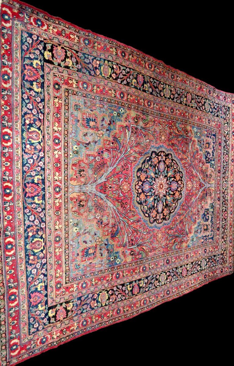 Tapis Tabriz aux arbres bleus, 253 x 357 cm, laine nouée main en Iran, Kadjar, XIXème Siècle-photo-2