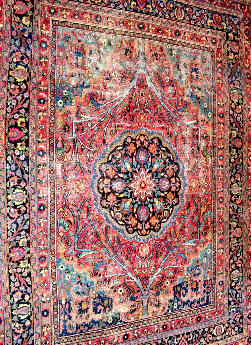 Tapis Tabriz aux arbres bleus, 253 x 357 cm, laine nouée main en Iran, Kadjar, XIXème Siècle-photo-1