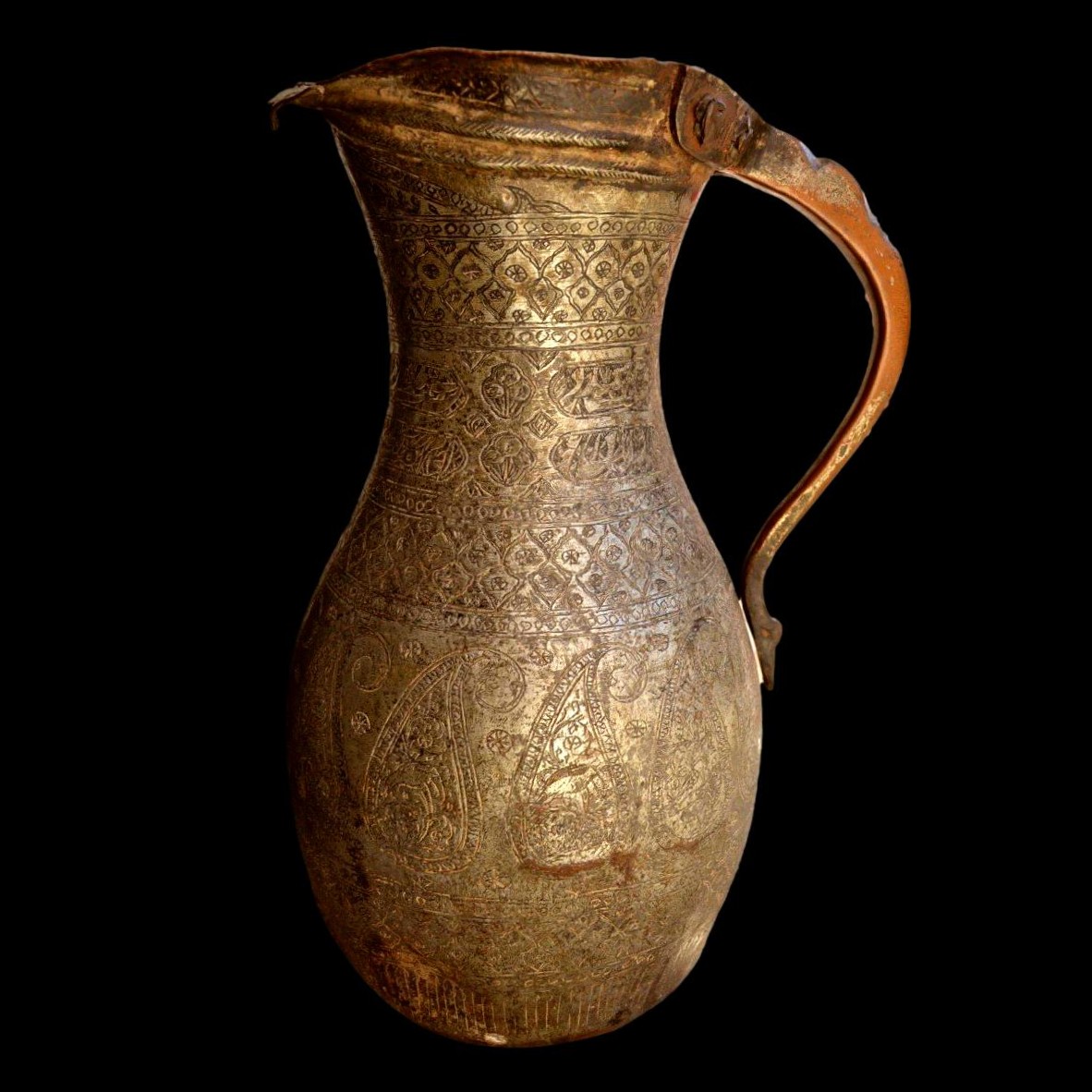 Carafe de table, "Doltcha" cuivre étamé, décor de botehs, Azerbaïdjan iranien, XIXème siècle