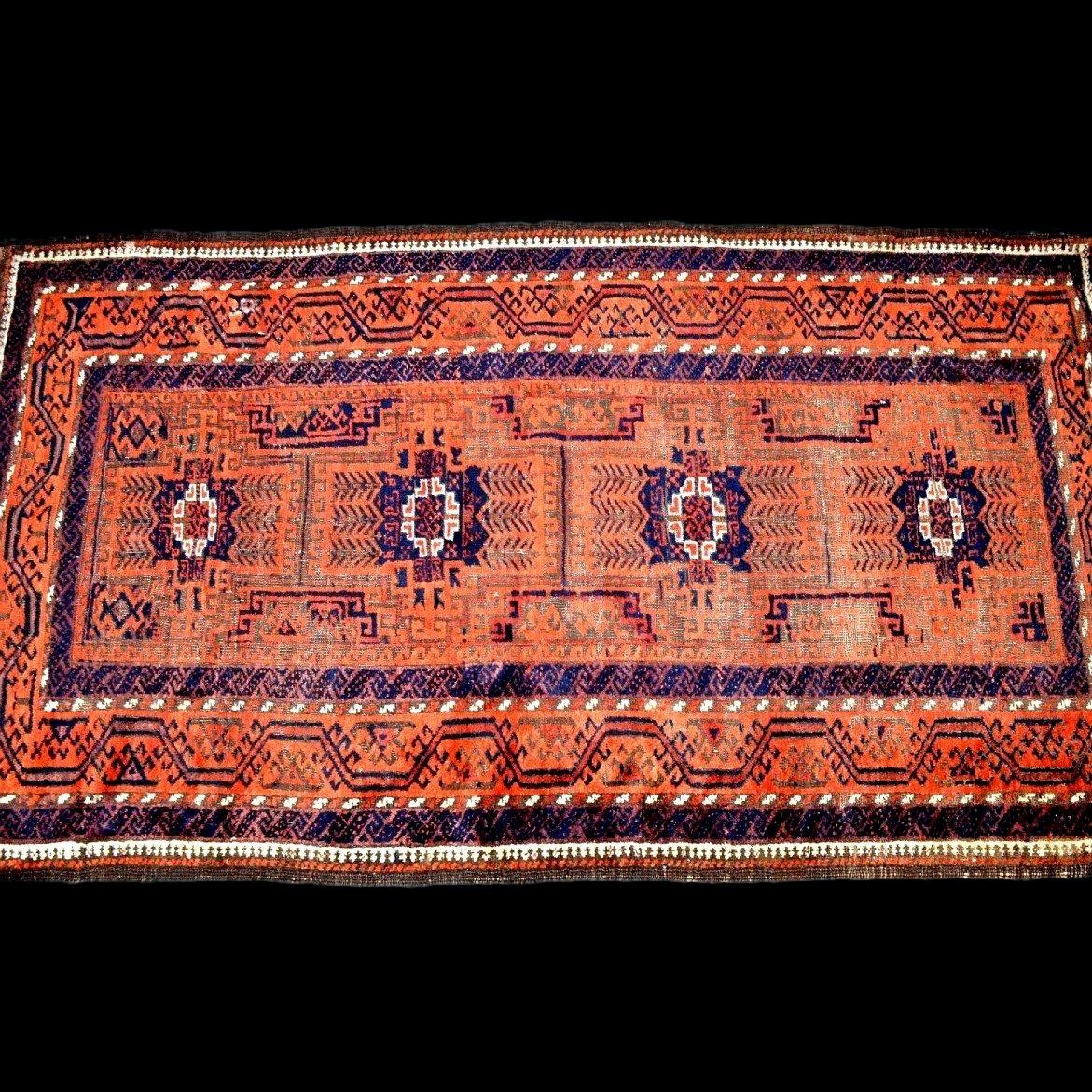 Karakashly Rug, Caucasus, 108 X 193 Cm, Pre-1950, Hand-knotted Wool On Wool, Azerbaijan-photo-2