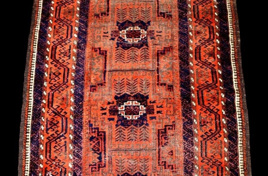Karakashly Rug, Caucasus, 108 X 193 Cm, Pre-1950, Hand-knotted Wool On Wool, Azerbaijan-photo-3