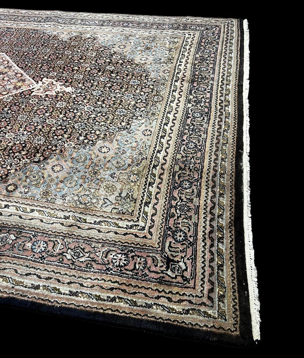 Moud Mahi Rug, 235 X 380 Cm, Tabriz Family, Hand-knotted Wool Circa 1980, In Very Good Condition-photo-4