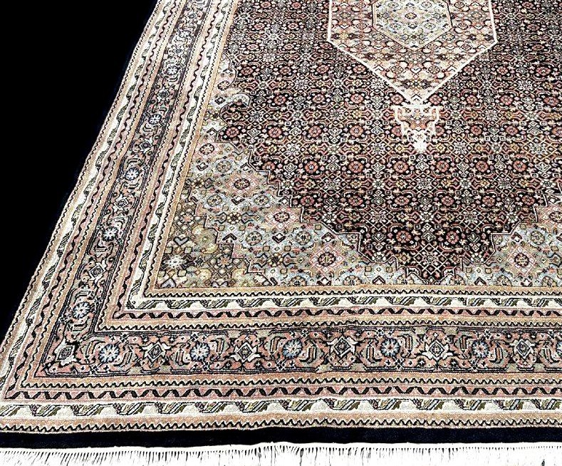 Moud Mahi Rug, 235 X 380 Cm, Tabriz Family, Hand-knotted Wool Circa 1980, In Very Good Condition-photo-3