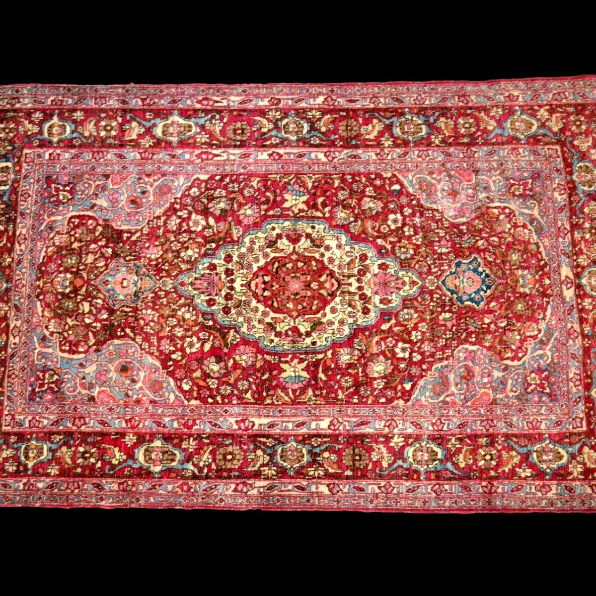 Isfahan Rug, 130 X 210 Cm, Hand-knotted Wool And Silk, Late 19th Century (1860-1880), Collection-photo-3