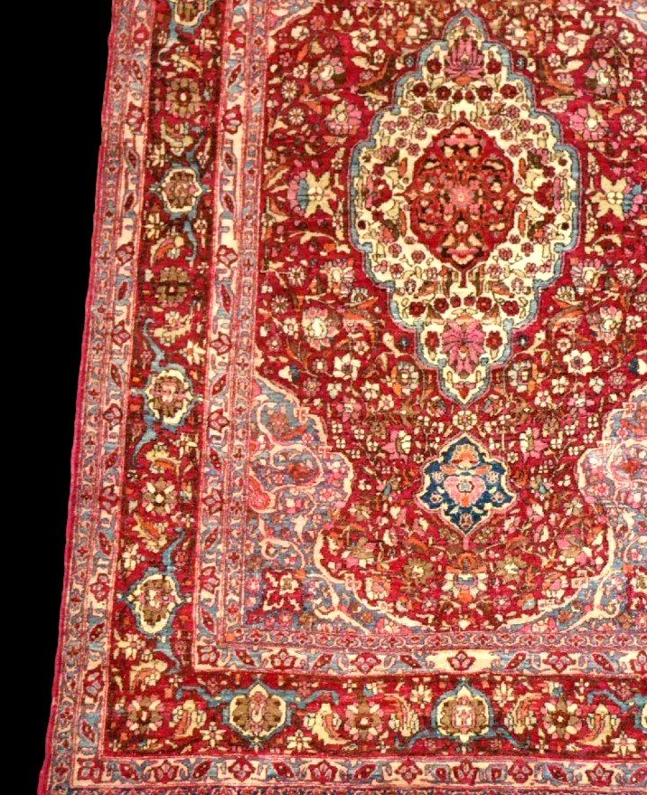 Isfahan Rug, 130 X 210 Cm, Hand-knotted Wool And Silk, Late 19th Century (1860-1880), Collection-photo-3