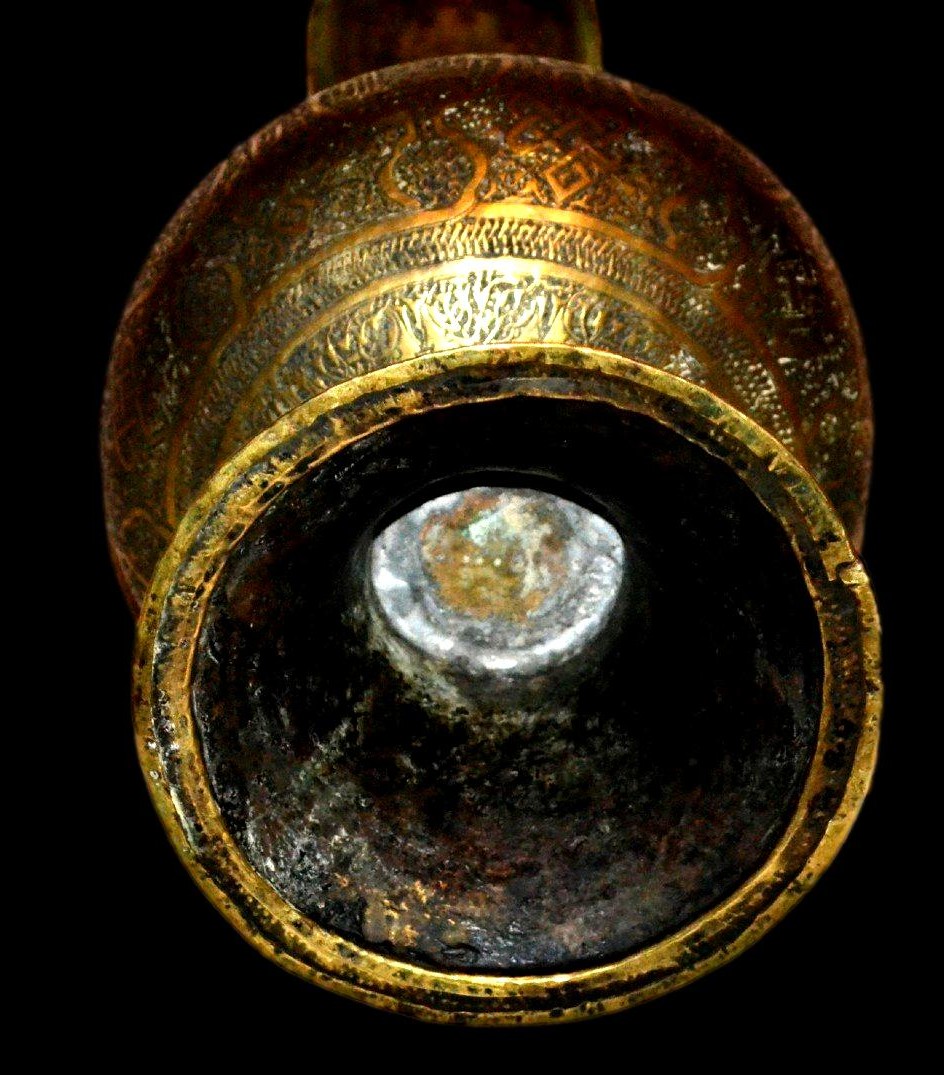 Grand vase islamique, Ht 53 cm, Proche-Orient, en laiton ciselé de calligraphies, XIXème siècle-photo-5