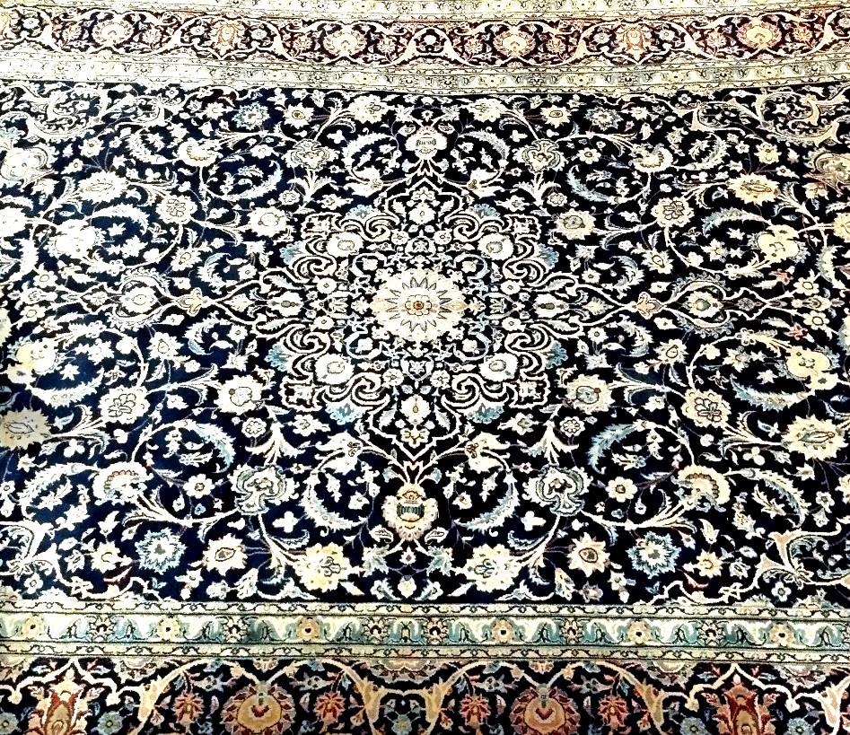 Na'in Rug, 254 X 382 Cm, Kork Wool & Silk Hand-knotted In Iran In Very Good Condition, Circa 1980-photo-3