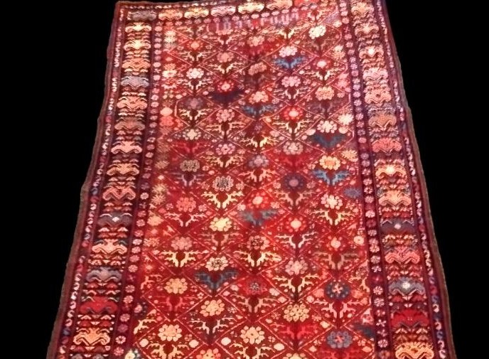 Tapis en galerie du Caucase, 135 x 338 cm, laine nouée main, daté 1891, signé, très bon état-photo-5