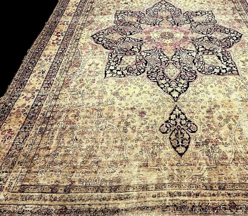 Tapis Kirman Raver Kadjar, 320 cm x 490 cm, laine nouée main au XIXème siècle de qualité musée-photo-3