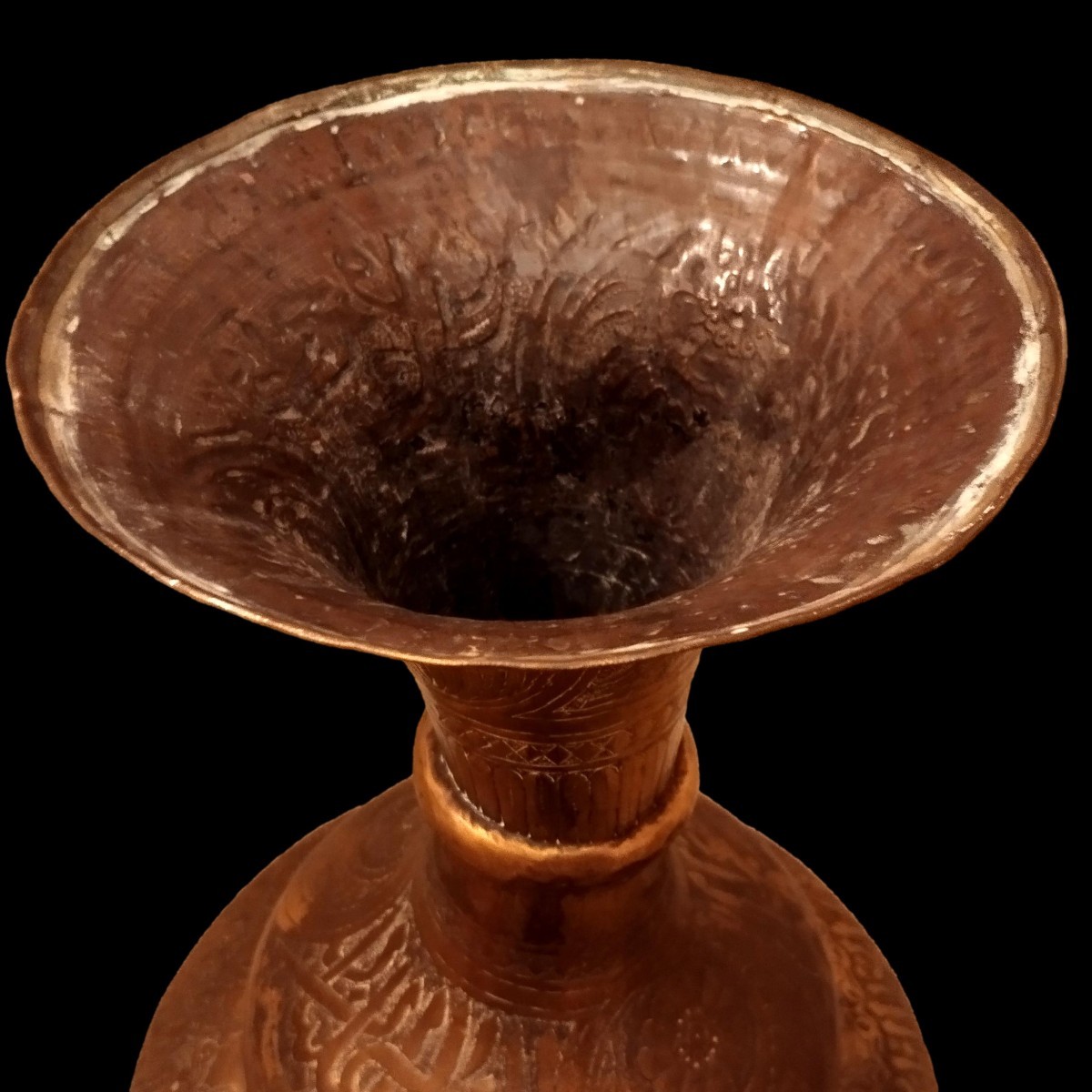 vase balustre oriental, 73 cm de haut, laiton ciselé du  XIXème, Moyen - Orient, très bon état-photo-4