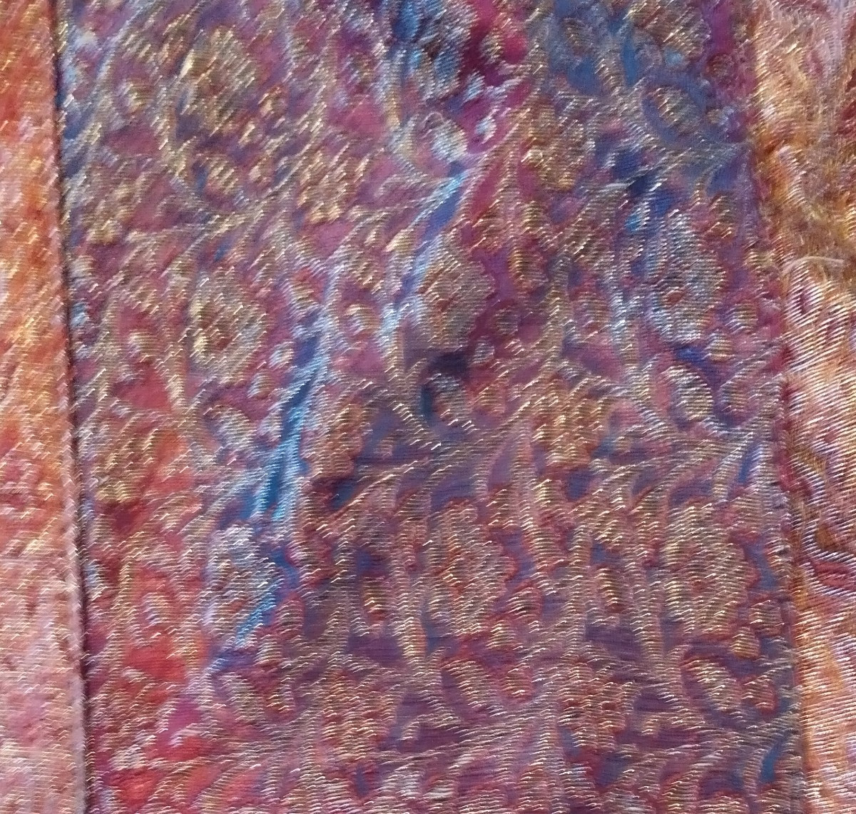 Tenture de soie, 215 x 260 cm, soie en patchwork, travail des années 70-80, parfait état-photo-2