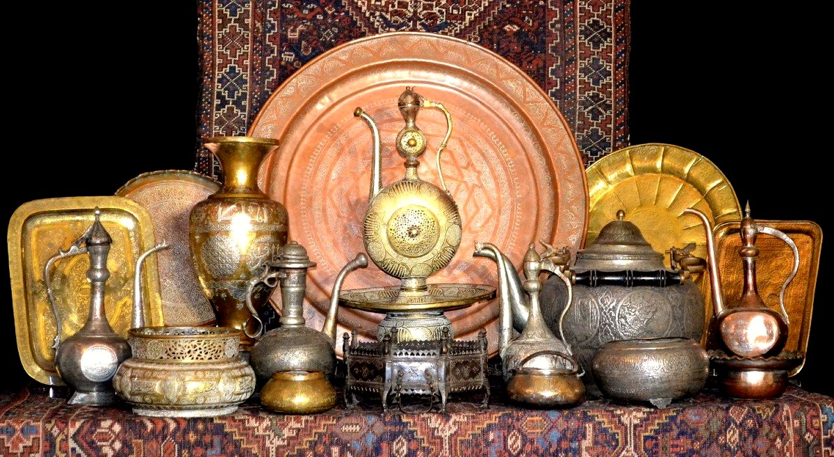 Small Dish, Hand-chased Brass And Acid Etching, Isfahan, Iran, Mid-20th Century-photo-5