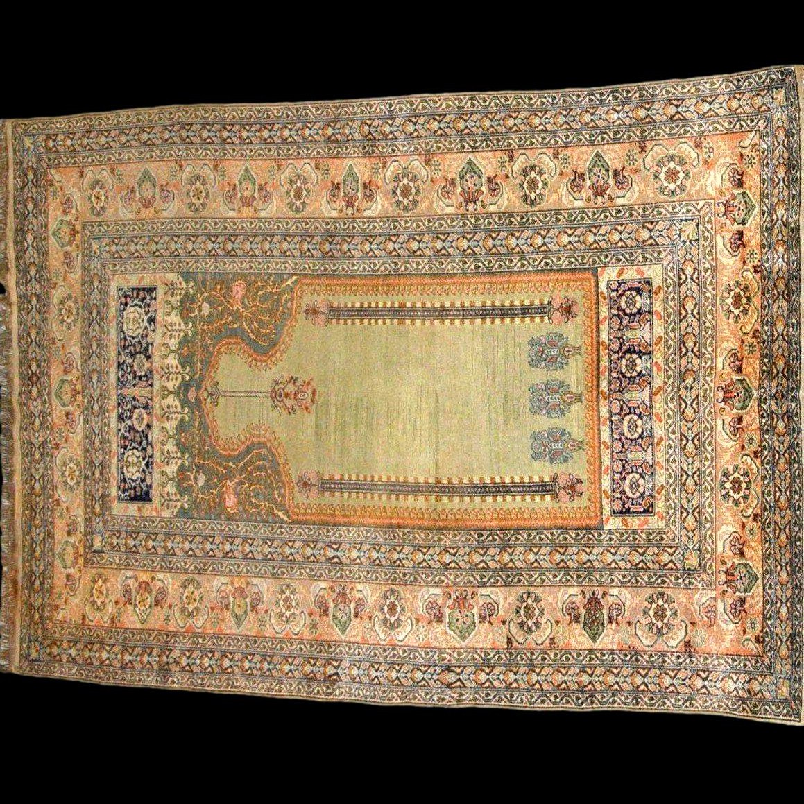 Istanbul Carpet, Ottoman Art, 127 X 190 Cm, Hand-knotted Silk On Cotton, Circa 1900 - 1920-photo-4