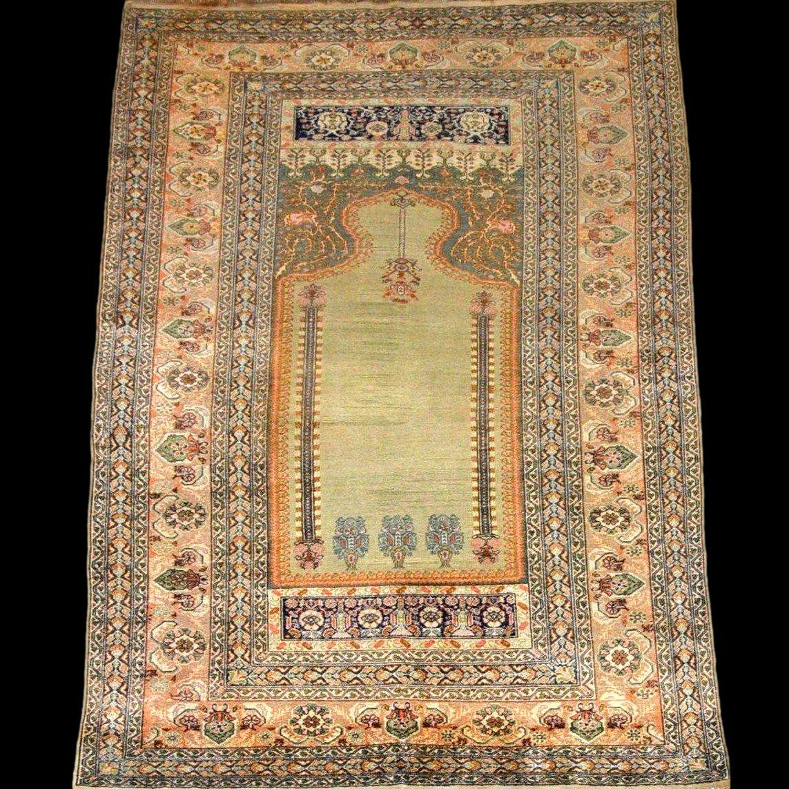 Istanbul Carpet, Ottoman Art, 127 X 190 Cm, Hand-knotted Silk On Cotton, Circa 1900 - 1920