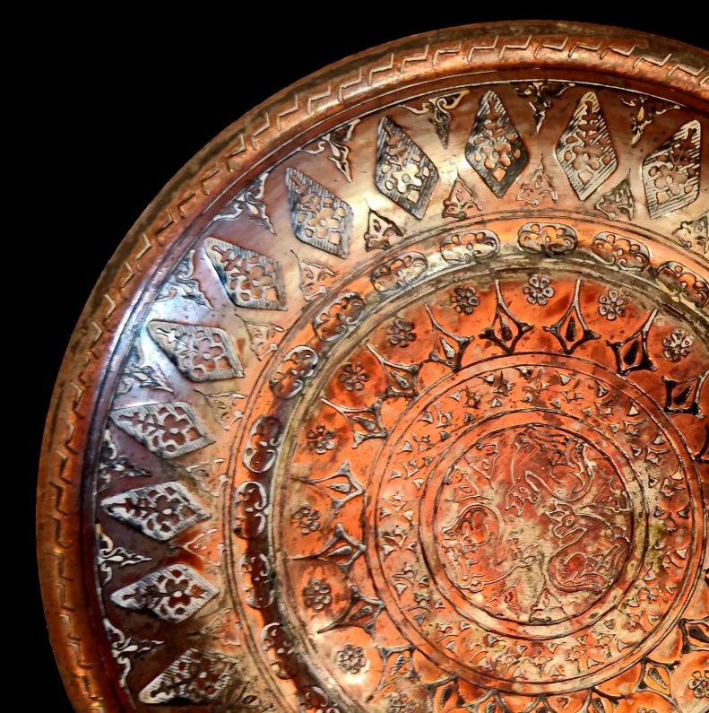 Wedding Dish Featuring Three Deer, Turkmen Art From Central Asia, 19th Century, Tin-plated Copper-photo-3