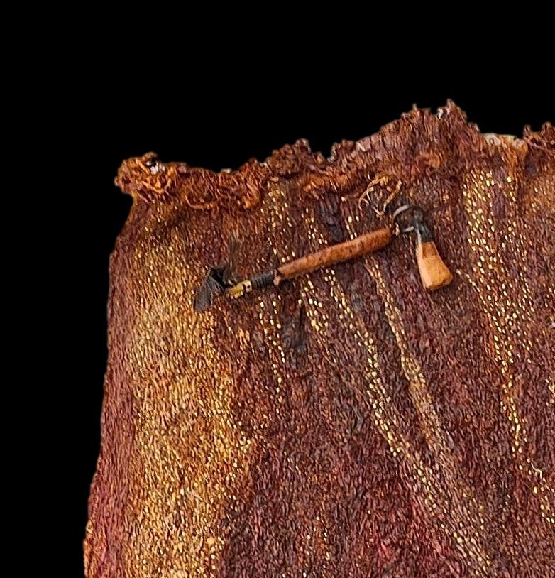 Tapas en paire, Maori, fibres végétales & objets, gri-gri, Nouvelle Zélande, 1960-1970, signés-photo-6