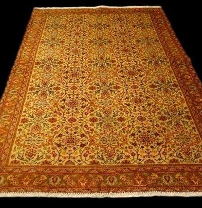 Floral Yazd Rug, 122 X 192 Cm, Hand-knotted Wool, Made In Iran Around 1970–1980, In Very Good Condition
