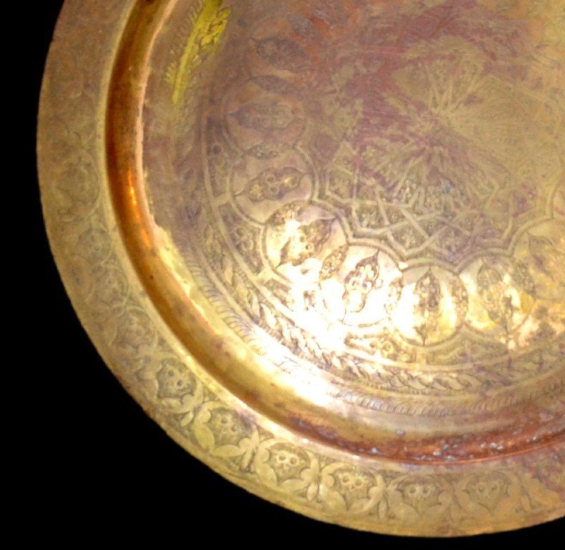Large Chiseled Tray, 88 Cm In Diameter, Brass, Late 19th Century, 1890–1910-photo-4