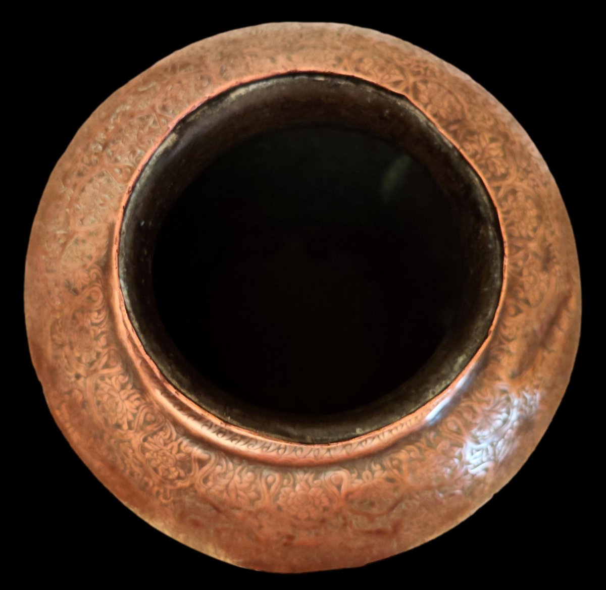 Kadjar Vase, Brass, 18th-century Iran, A Major Piece From The Kadjar Dynasty, Collection-photo-4