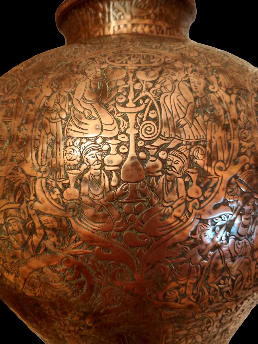 Kadjar Vase, Brass, 18th-century Iran, A Major Piece From The Kadjar Dynasty, Collection-photo-2