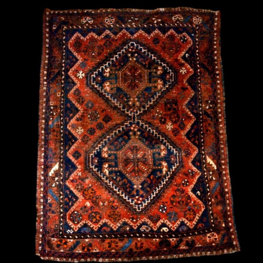 Tapis Gashghaï, 115 x 152 cm, laine sur laine nouée main en Iran vers 1900 - 1920
