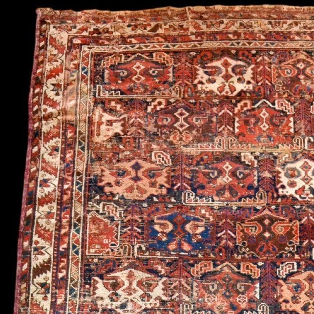 Bakthiar Rug, 125 X 170 Cm, Hand-knotted From Wool During The Qajar Dynasty In The 19th Century-photo-1